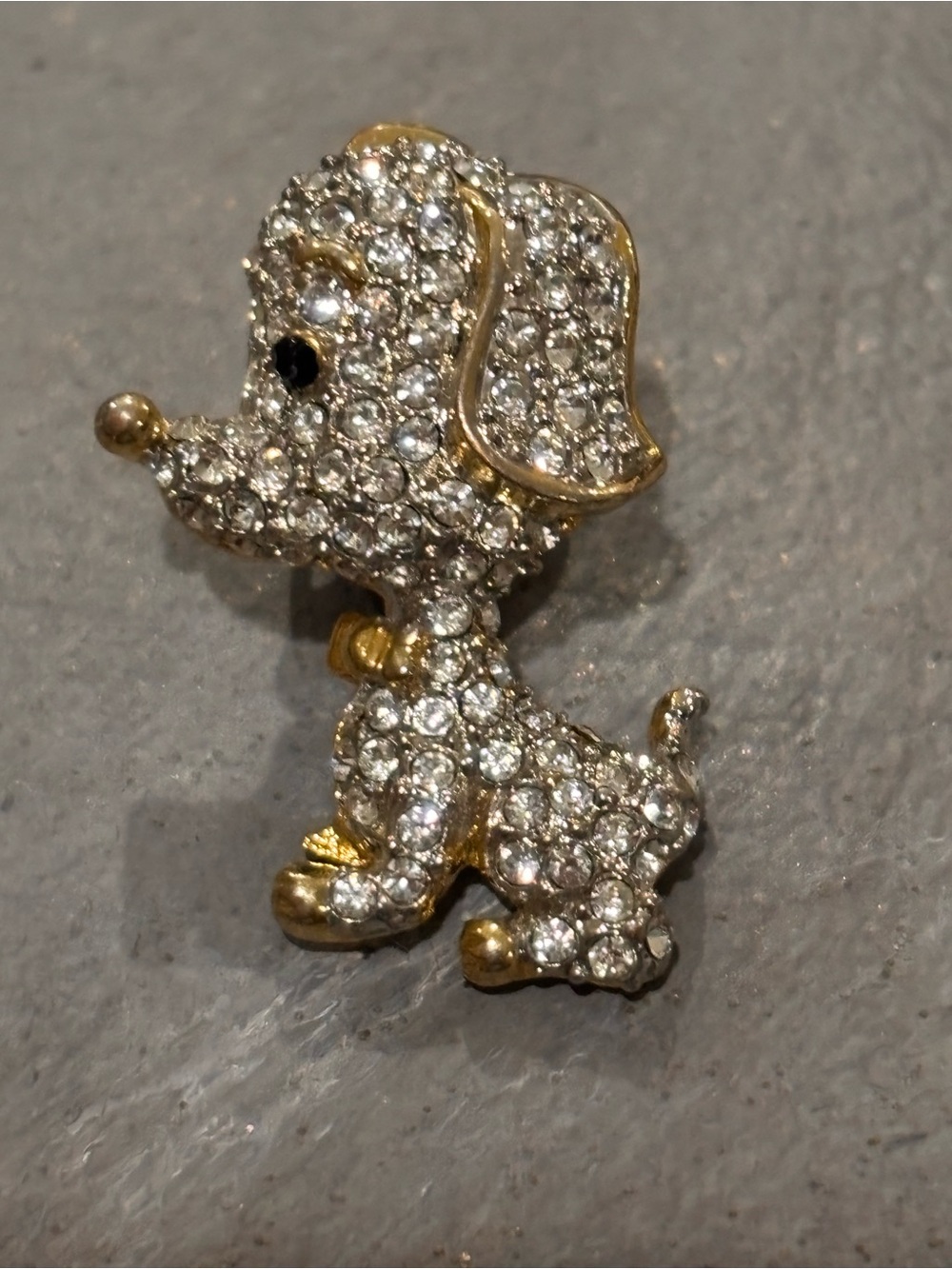 LANDAU rhinestone puppy pin